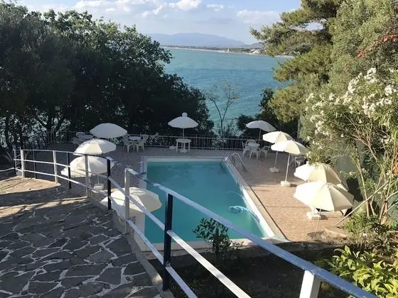 Relais La Caravella - Residence - Havuz