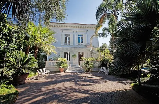 Relais Villa Savarese - Lobi