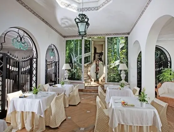 Relais Villa Savarese - Yeme / İçme