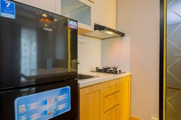 Relax 3BR Apartment at M-Town Residence - Mutfak