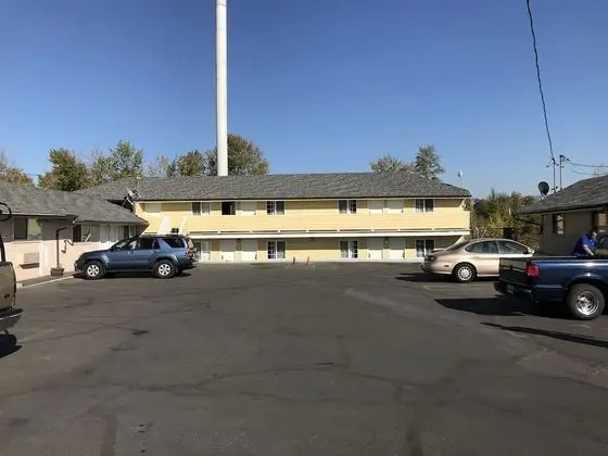 Relax Inn of Medford