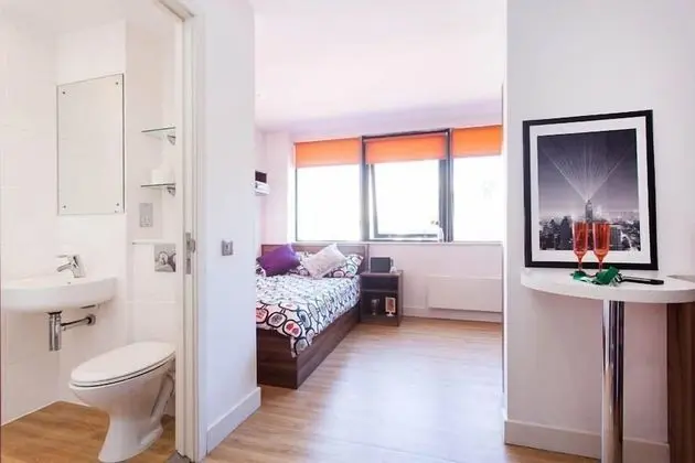 Relax By MPH-200 Chic Studios In Prime Bristol