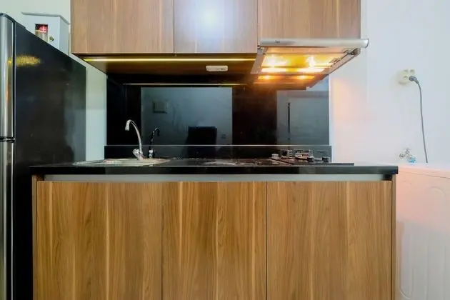 Relaxing 1BR Apartment at L'Avenue Pancoran - Mutfak