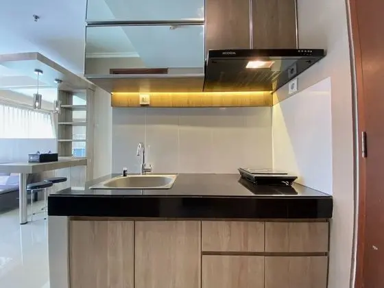 Relaxing 2Br At Gateway Pasteur Apartment - Mutfak