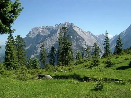 Relaxing Apartment in Seefeld in Tirol With Gardenter - Dış Mekan