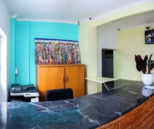 Relaxing Guest House in the Heart of Ndabeni - Lobi