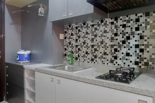 Relaxing Studio Apartment at Tamansari Papilio - Mutfak