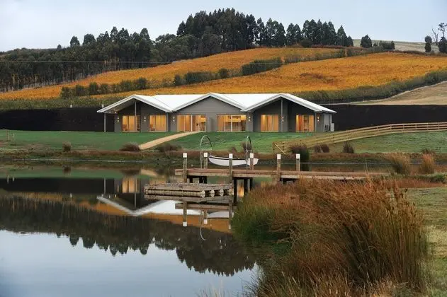 RELBIA LODGE