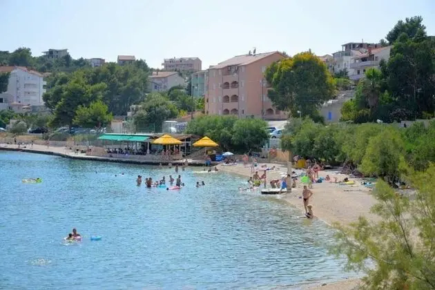 Remarkable 1-bed Apartment in Marina - Plaj