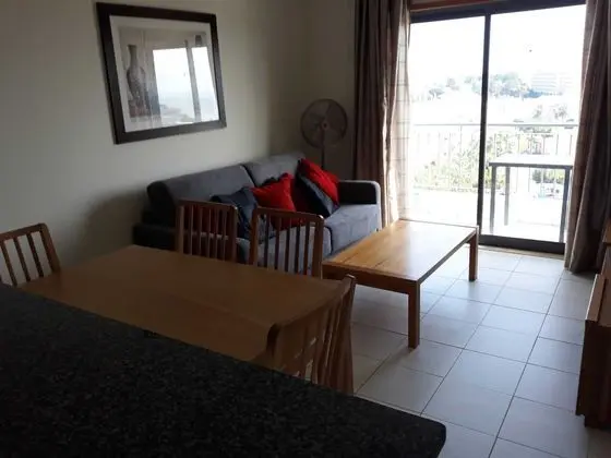 Remarkable 1-bed Apartment in Olhos de Água - Yerinde Yemek