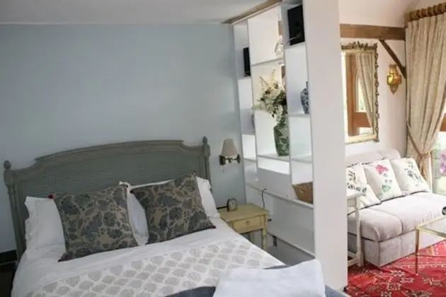 Remarkable 1-bed Cottage Near Henley-on-thames - Oda