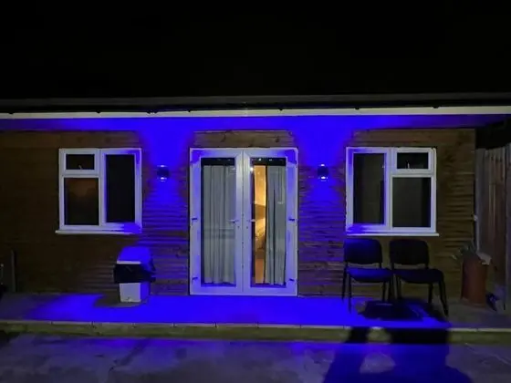Remarkable 1-bed Studio in Staines - Surrey - Dış Mekan