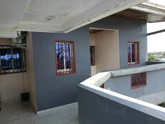 Remarkable 1 Bedroom Flat in Bonaberie Ancienne - İç Mekan