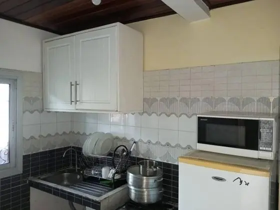 Remarkable 1 Bedroom Flat in Bonaberie Ancienne - Mutfak