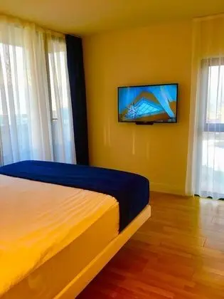 Remarkable 2-bed Apartment in Batumi - Oda