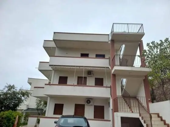 Remarkable 2-bed Apartment in Dhermi