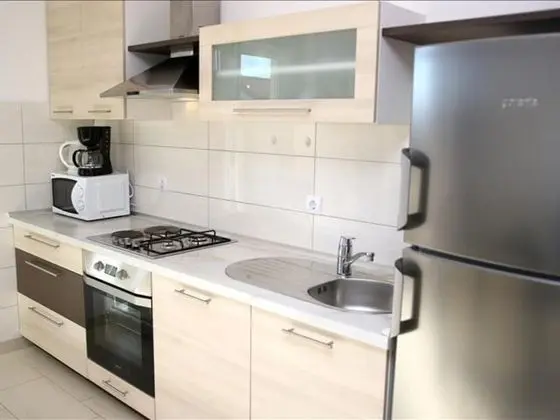 Remarkable 2-bed Apartment in Srima With sea View - Mutfak