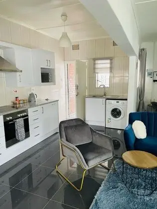 Remarkable 2-bed House in Bulawayo - Mutfak