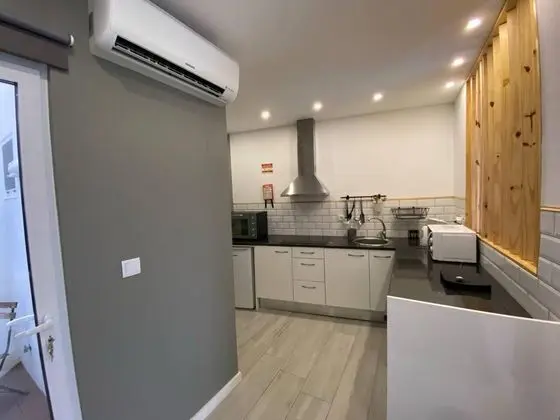Remarkable 2-bed House in Ponta Delgada - Mutfak
