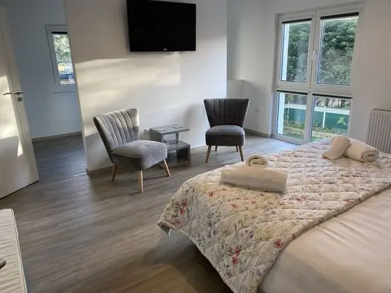 Remarkable 4-bed House in St Minver, Rock - Oda