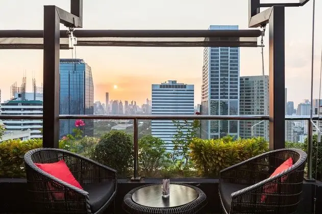 Rembrandt Sukhumvit