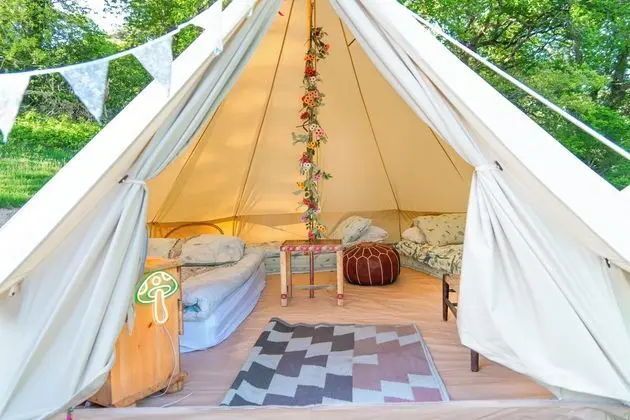 Remote Cabin & Giant Tents Experience Nature - Öne Çıkan Resim