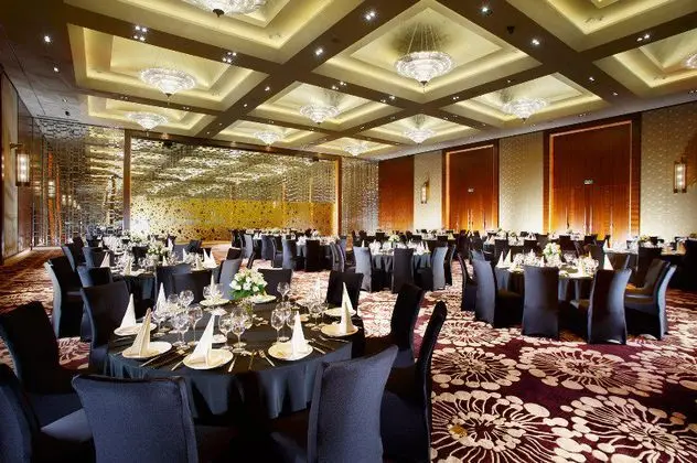 Renaissance Chengdu Hotel  - İş / Konferans