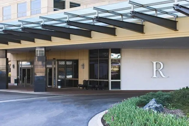 Renaissance Chicago O'Hare Suites Hotel - Dış Mekan