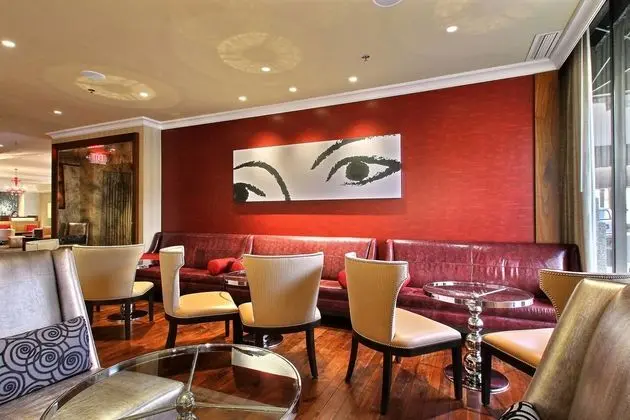 Renaissance Des Moines Savery Hotel