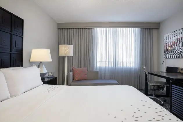 Renaissance Fort Lauderdale Cruise Port Hotel - Oda