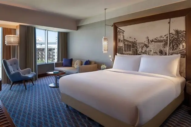 Renaissance İzmir Hotel