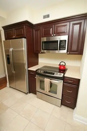 Renaissance Properties - W Rittenhouse Sq - Mutfak