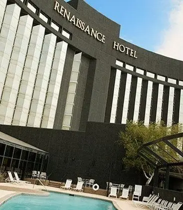 Renaissance St. Louis Airport Hotel - Havuz