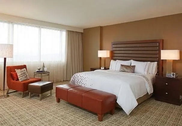 Renaissance St. Louis Airport Hotel - Oda
