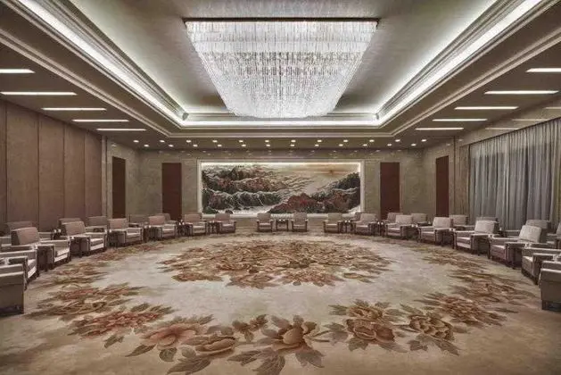 Renaissance Tianjin Lakeview Hotel - Lobi