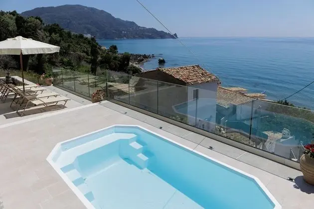 Villa Renata & Villa Filippos by Konnect, private Plunge Pool included - Havuz