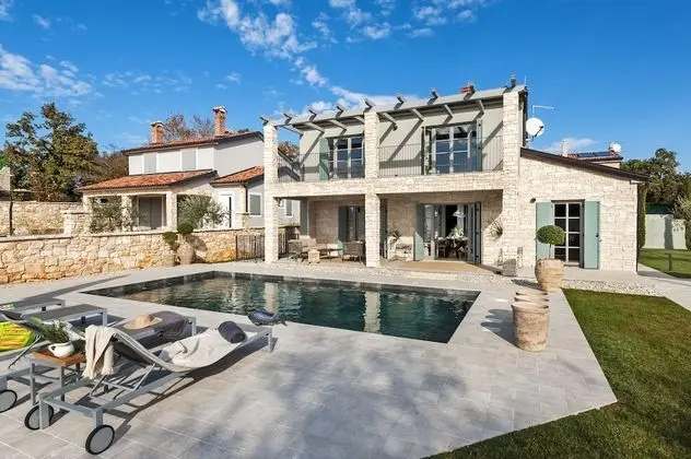 Villa Renata with Pool and Sauna