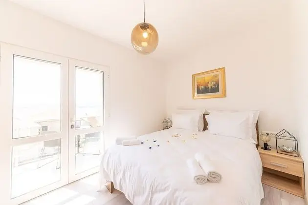 Renci - Great Location & sea View - A1 - Oda
