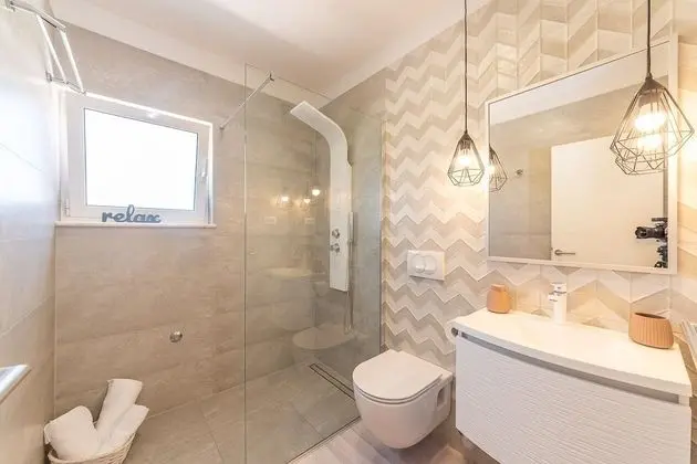 Renci - Great Location & sea View - SA2 - Banyo Tipleri