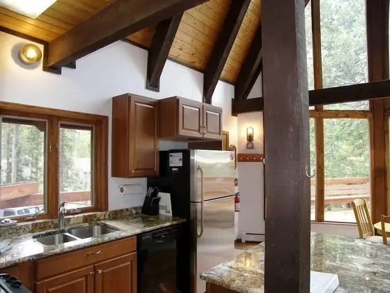 The Rendezvous 3 Bed 2 Bath - Mutfak