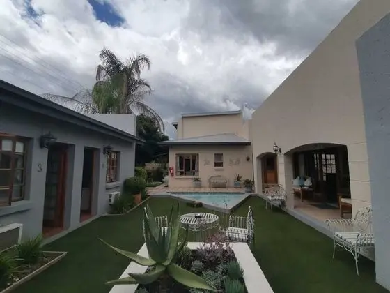 Rene's Guest House - 1