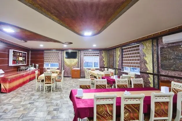Renessans Hotel Baku - Yerinde Yemek