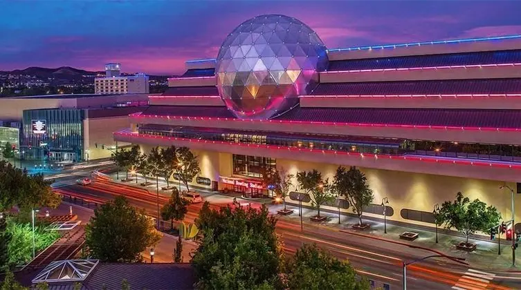 Reno Suites