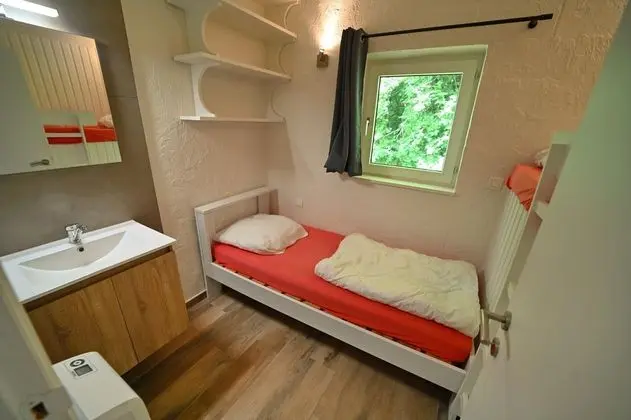Renovated Bungalow Near the Lake of Vallée de Rabais in Virton - Oda