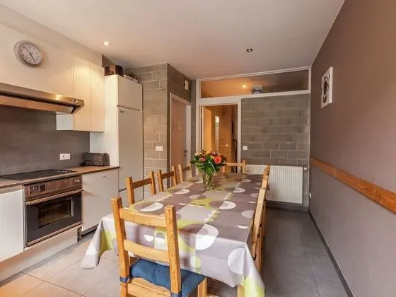 Renovated City Apartment