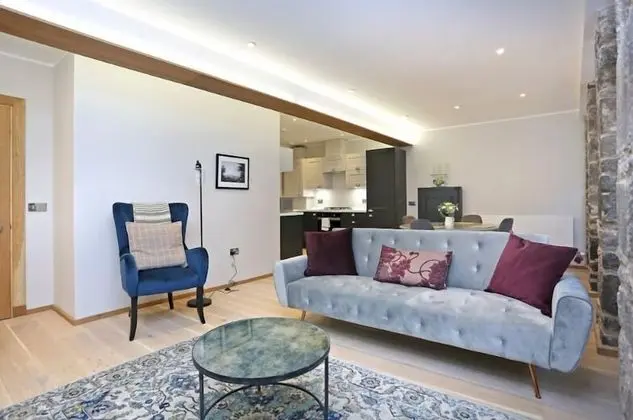 Renovated Hidden Gem on the Historic Royal Mile