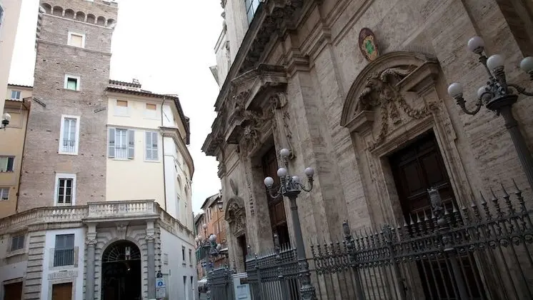 Rental In Rome City Center Apartment