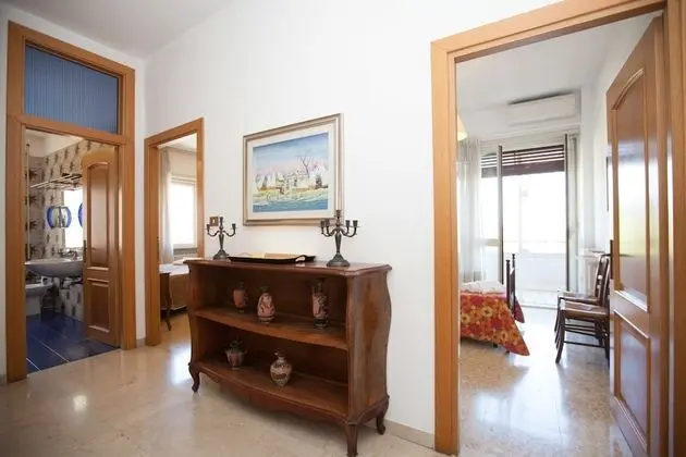 Rental In Rome Devoti Apartment - İç Mekan