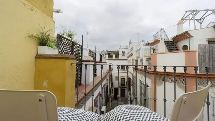 RentalSevilla Estudio con terraza junto a la Alameda