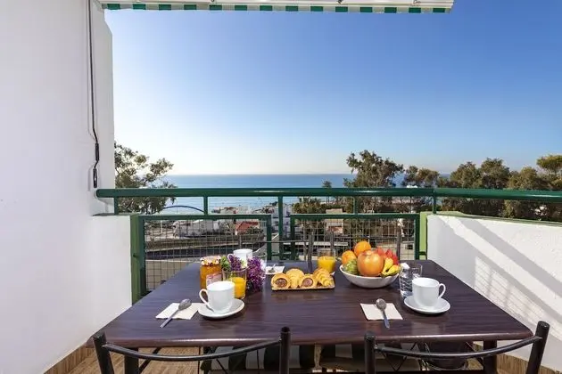 Rentcostadelsol Malaga-El Palo